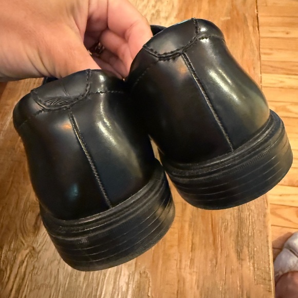 Nunn Bush Black Leather Loafers Slip-On Dress Shoes in excellent condition! 8.5W - Picture 4 of 5